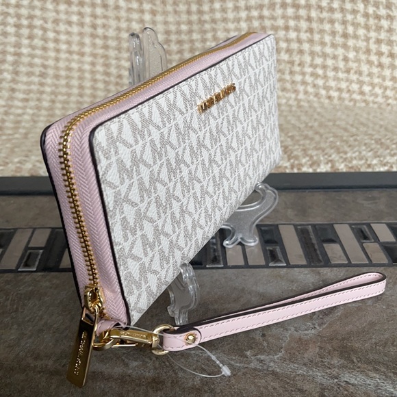 Michael Kors Jet Set Travel Large Travel CONTINENTAL Wallet-Wristlet - Picture 3 of 16